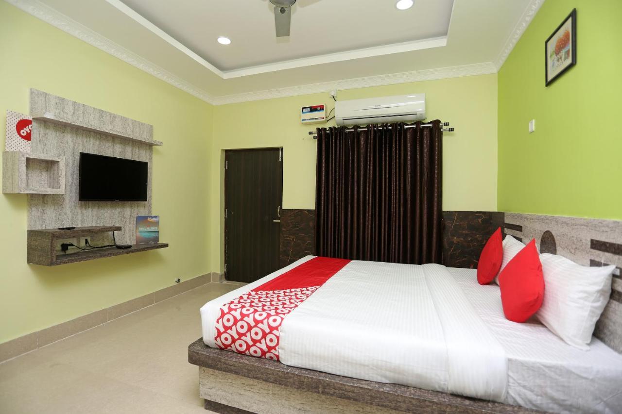 Oyo 24317 Aditya Guest House 3 Bhubaneswar Exterior photo
